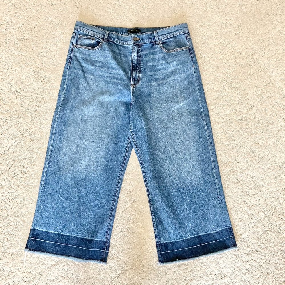 Ann Taylor Wide Leg Cropped Jeans